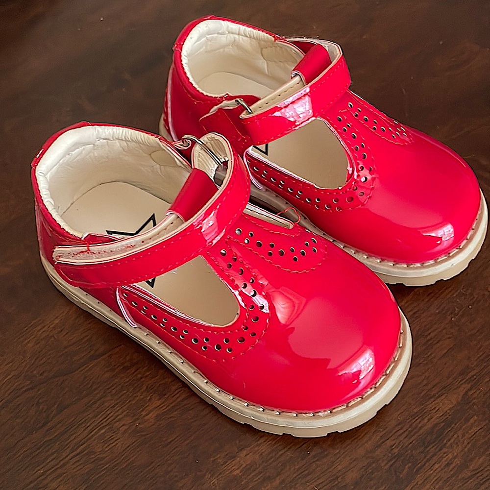 MG Baby Size 7 Red Mary Jane Shoes